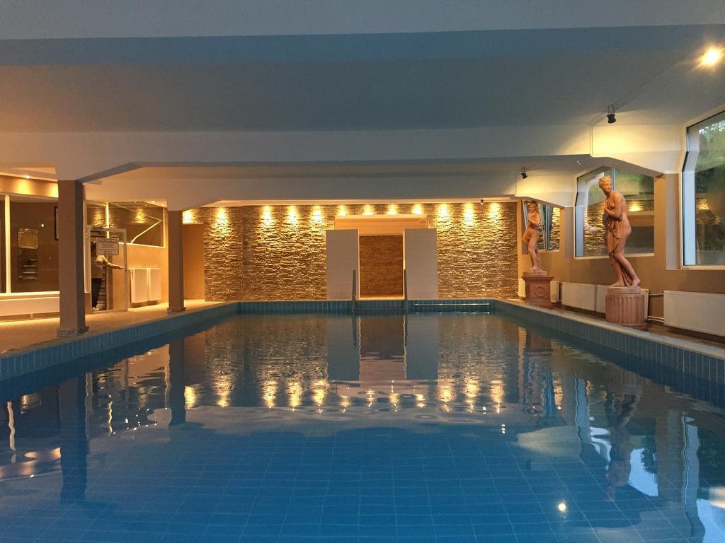 Promenaden-Strandhotel Marolt Sankt Kanzian am Klopeiner See Kültér fotó